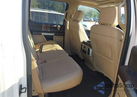 2018 Ford F-150 Lariat z USA, uszkodzony, nr VIN 1FTEW1E56JKF98583